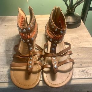 Zip up sandals, nude brown with design, Size 8.5